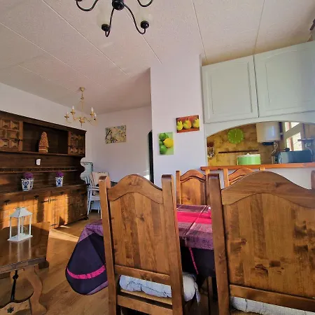 Arning Apartment *